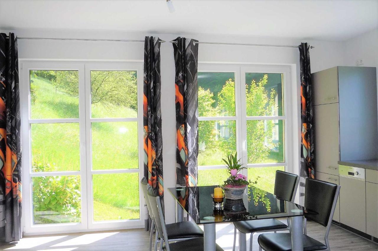 In Der Ruhl Apartment