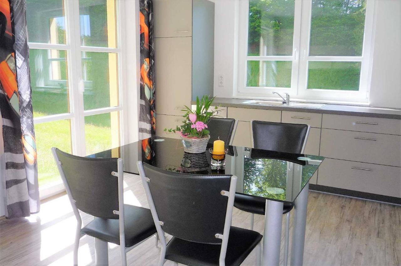 In Der Ruhl Apartment